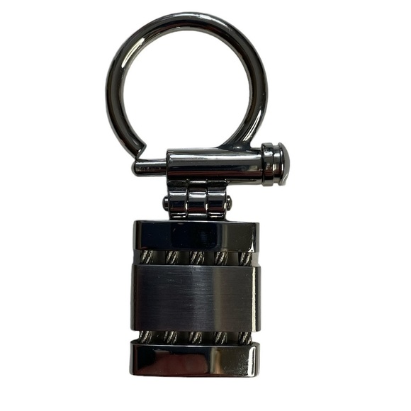 NWOT stainless steel keychain - Picture 2 of 5